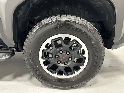 Used 2025 Toyota 4Runner TRD Off-Road image 63