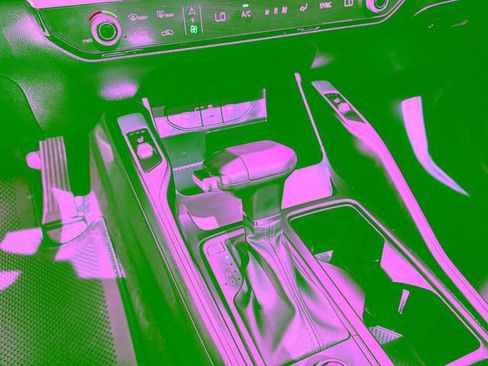 Certified 2026 Kia Sorento S w/ S Panoramic Sunroof Package FWD image 23