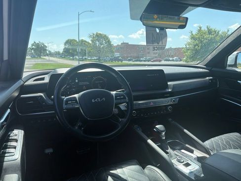 Certified 2024 Kia Telluride SX Prestige X-Line AWD/4WD image 9