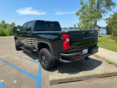 Used 2021 Chevrolet Silverado 2500 Custom w/ Custom Value Package AWD/4WD image 7