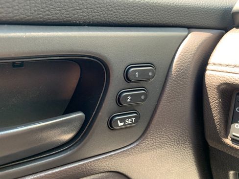 Used 2023 Honda Odyssey EX-L image 16