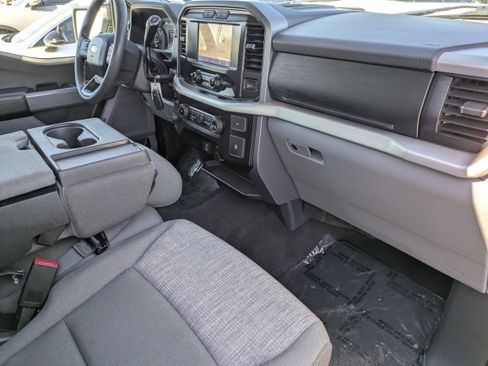 Used 2023 Ford F150 XLT image 12