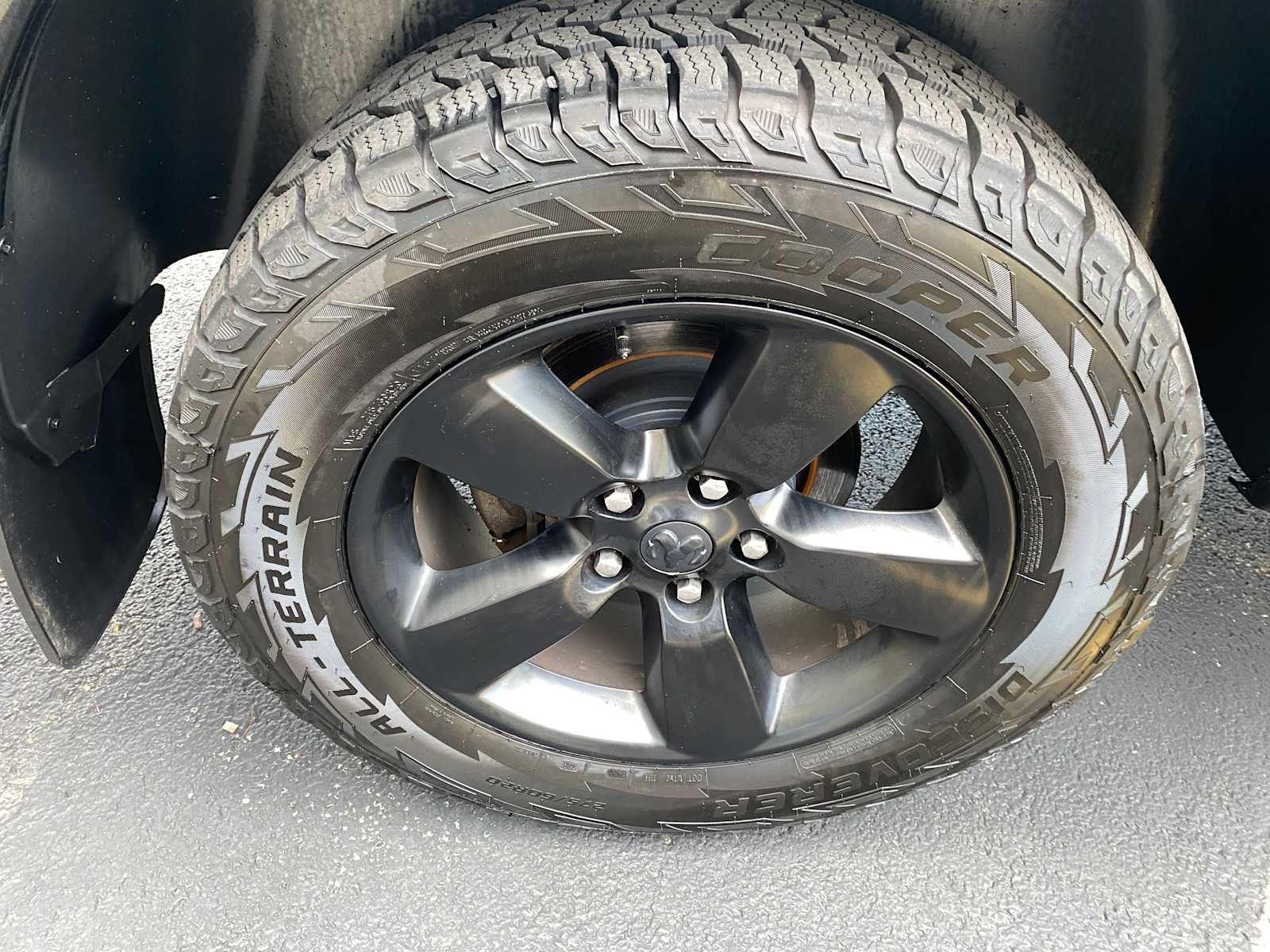 Used 2019 RAM 1500 Express w/ Express Value Package AWD/4WD image 34