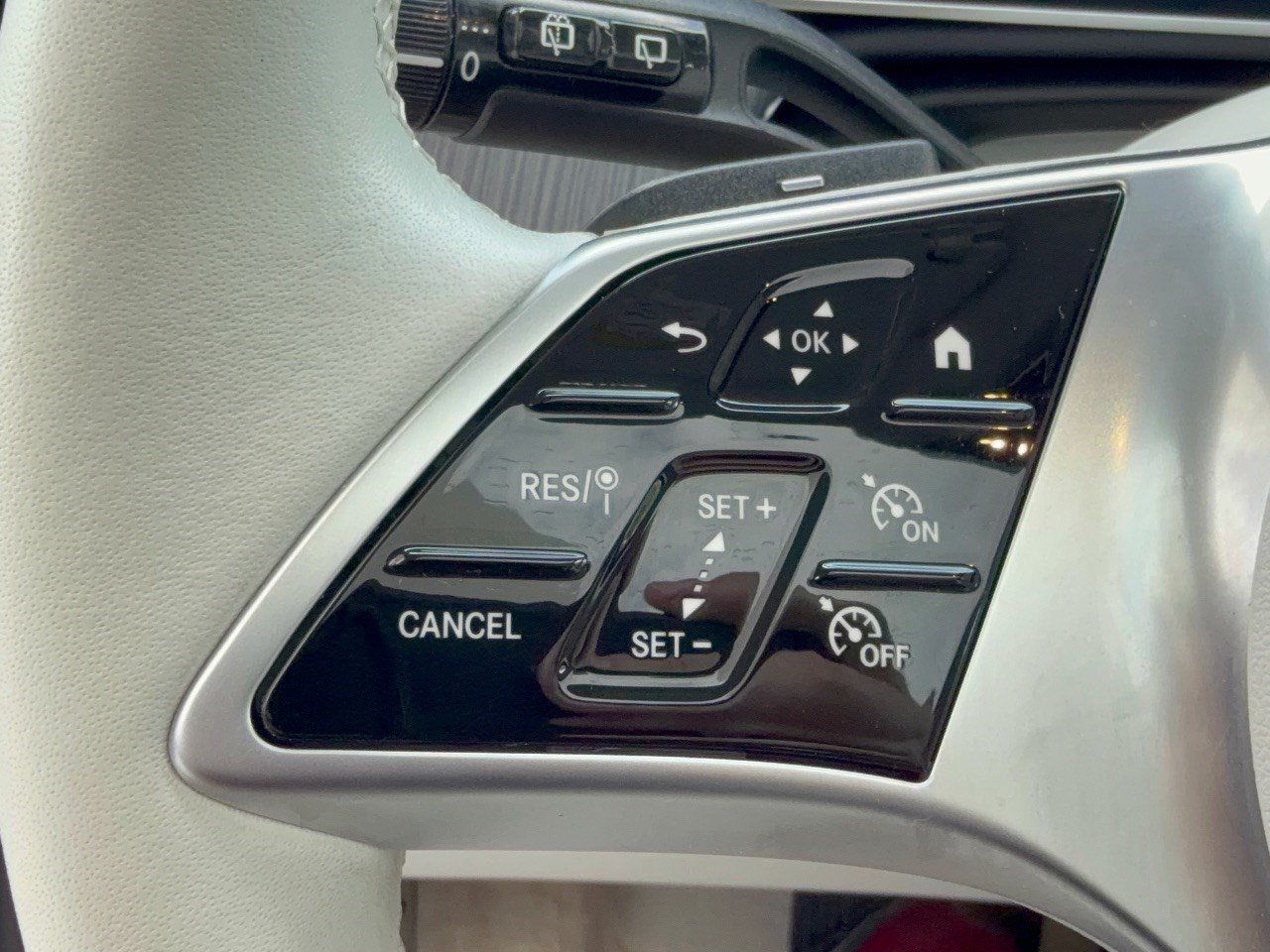 Certified 2023 Mercedes-Benz EQE 350+ SUV image 18