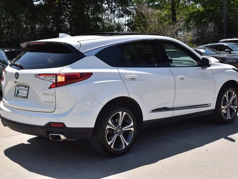 Used 2023 Acura RDX AWD w/ Advance Package image 7
