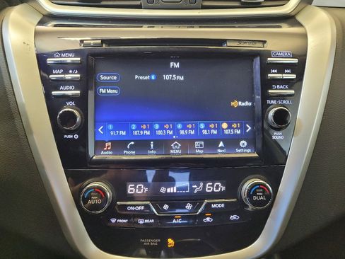 Used 2018 Nissan Murano SL FWD image 25