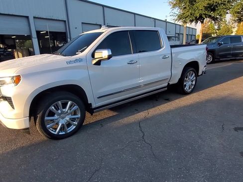 Used 2022 Chevrolet Silverado 1500 High Country w/ High Country Premium Package image 39