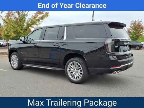 New 2025 Chevrolet Suburban Premier w/ Sun And Tow Package image 5