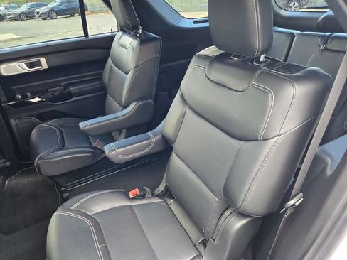 Used 2023 Ford Explorer ST w/ Equipment Group 401A AWD/4WD image 11