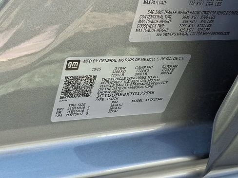 New 2026 GMC Sierra 1500 SLE w/ Preferred Package AWD/4WD image 18