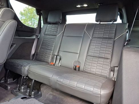 Certified 2024 Cadillac Escalade V w/ Heavy-Duty Trailer Package image 10