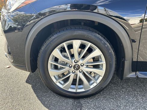Certified 2023 INFINITI QX50 Luxe image 10