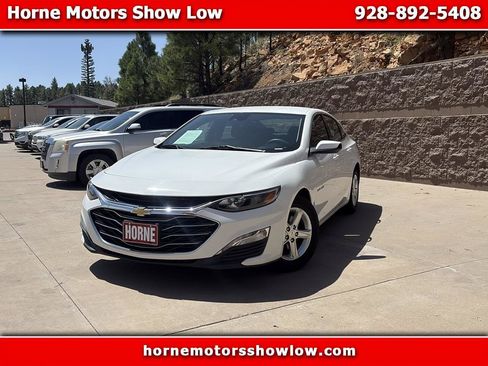 Used 2023 Chevrolet Malibu LT FWD image 1