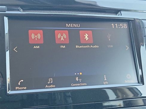 Used 2019 Nissan Rogue SV image 19