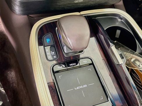Used 2020 Lexus LS 500 AWD w/ Interior Upgrade Package image 16
