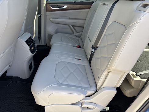 New 2026 Volkswagen Atlas SE FWD image 14