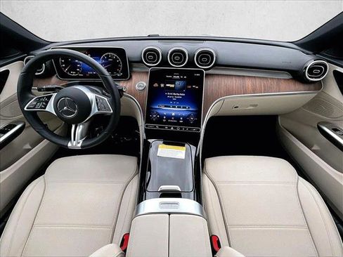Used 2025 Mercedes-Benz C 300 Sedan image 16