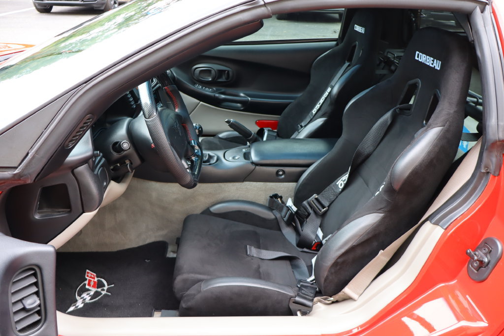 Used 2001 Chevrolet Corvette Coupe RWD image 21