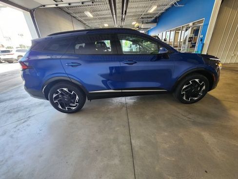 Used 2024 Kia Sportage SX AWD/4WD image 5