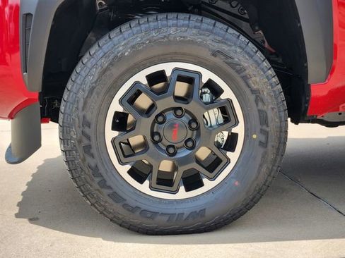New 2026 Toyota Tacoma TRD Off-Road AWD/4WD image 9