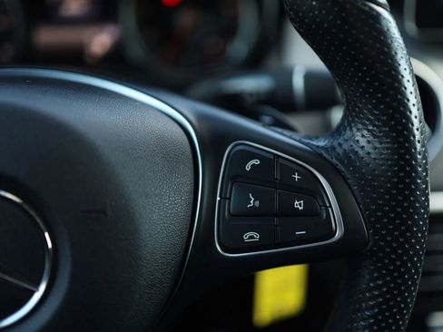 Used 2019 Mercedes-Benz GLA 250 image 21