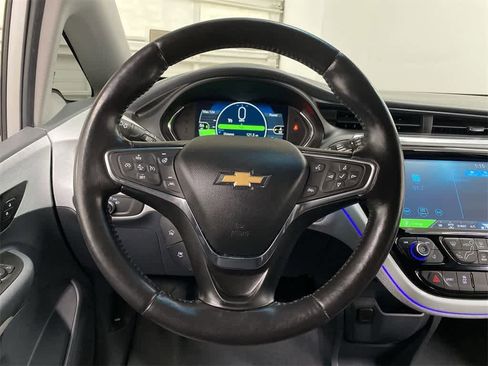 Used 2020 Chevrolet Bolt Premier w/ Infotainment Package image 19