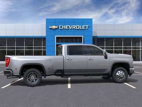 New 2026 Chevrolet Silverado 3500 LTZ w/ LTZ Convenience Package AWD/4WD image 5