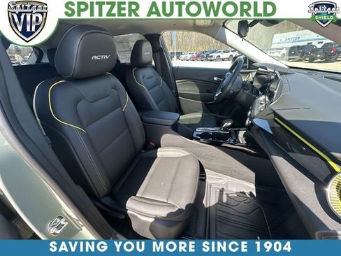 New 2026 Chevrolet Trax ACTIV w/ Sunroof Package FWD image 29