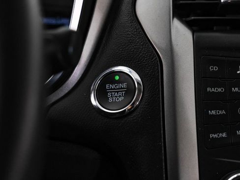 Used 2017 Ford Fusion S image 19