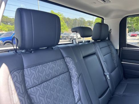 Used 2023 Toyota Tundra Limited AWD/4WD image 21