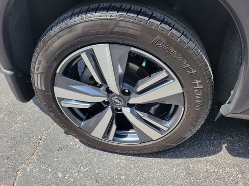 Used 2023 Nissan Rogue SL w/ SL Premium Package FWD image 38