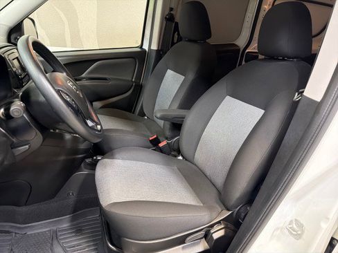 Used 2021 RAM ProMaster City Tradesman image 14