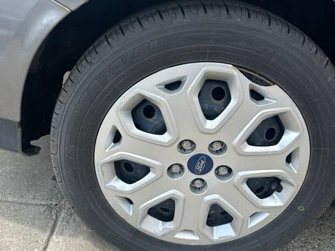 Used 2012 Ford Focus SE FWD image 19
