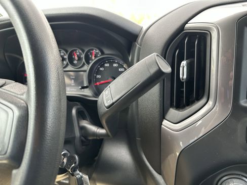 Certified 2021 Chevrolet Silverado 1500 Custom w/ Rally Edition AWD/4WD image 19