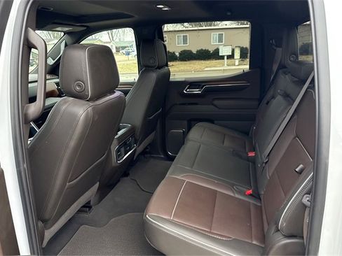 Used 2024 GMC Sierra 1500 Denali image 10