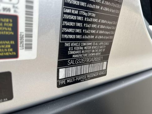 Used 2016 Land Rover Range Rover Supercharged AWD/4WD image 14