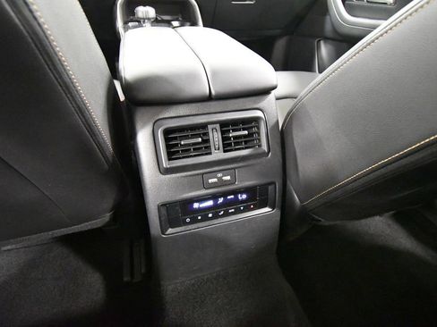 Used 2024 MAZDA CX-90 3.3 Turbo w/ Select Package AWD/4WD image 16