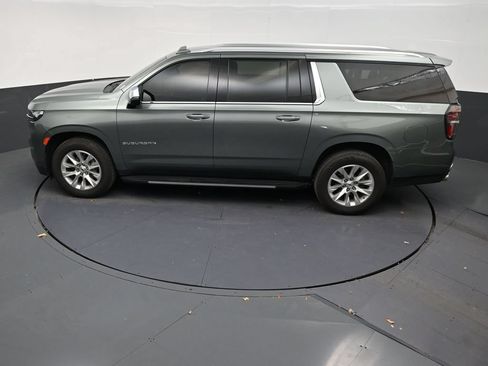 Used 2023 Chevrolet Suburban Premier RWD image 13
