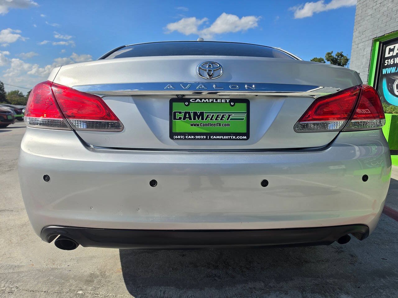 Used 2011 Toyota Avalon Limited FWD image 15