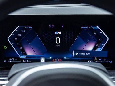 New 2026 BMW X5 xDrive50e w/ M Sport Package image 2