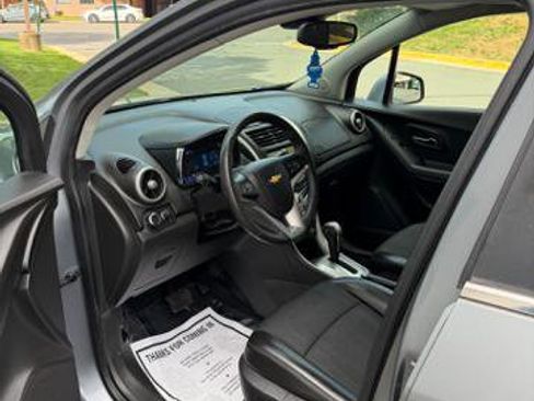 Used 2015 Chevrolet Trax LT w/ LT Plus Package image 10
