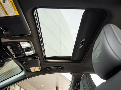 Used 2025 Subaru Crosstrek 2.5i Wilderness w/ Crosstrek Mirror Package image 29