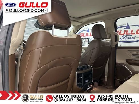 Used 2021 RAM 1500 Laramie w/ Laramie Southwest Edition RWD image 17