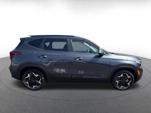 Used 2025 Kia Seltos S FWD image 16