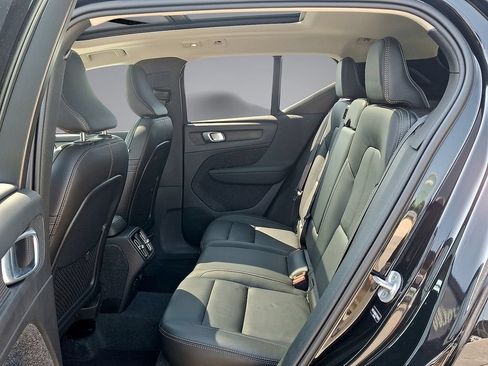 Certified 2026 Volvo XC40 B5 Plus AWD/4WD image 26