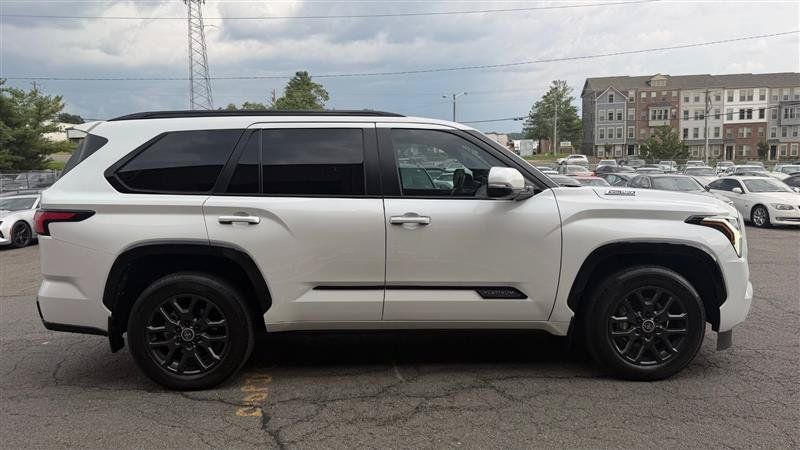 Used 2024 Toyota Sequoia Platinum AWD/4WD image 4