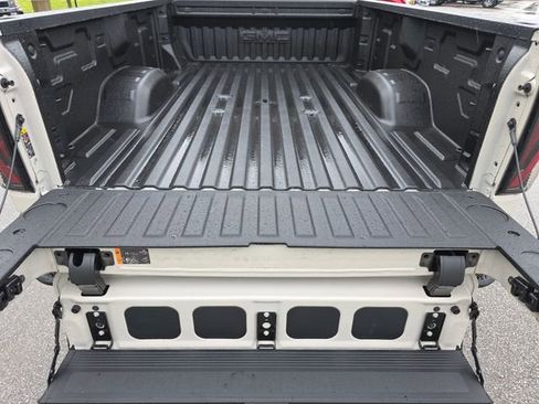 New 2026 GMC Sierra 3500 AT4 AWD/4WD image 22