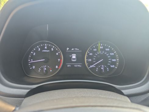 Used 2018 Hyundai Elantra GT FWD image 18