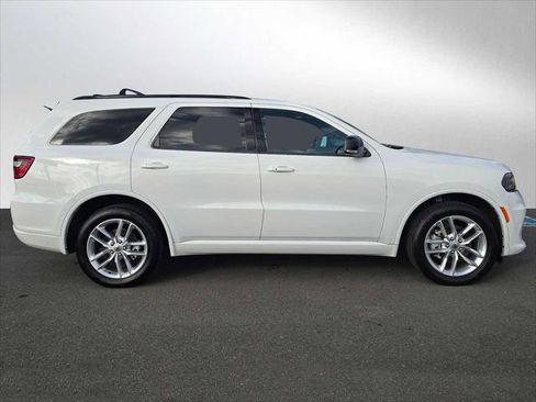 Used 2024 Dodge Durango GT AWD/4WD image 2