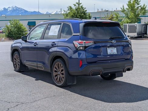 Used 2025 Subaru Forester Sport w/ Popular Package #1 AWD/4WD image 5